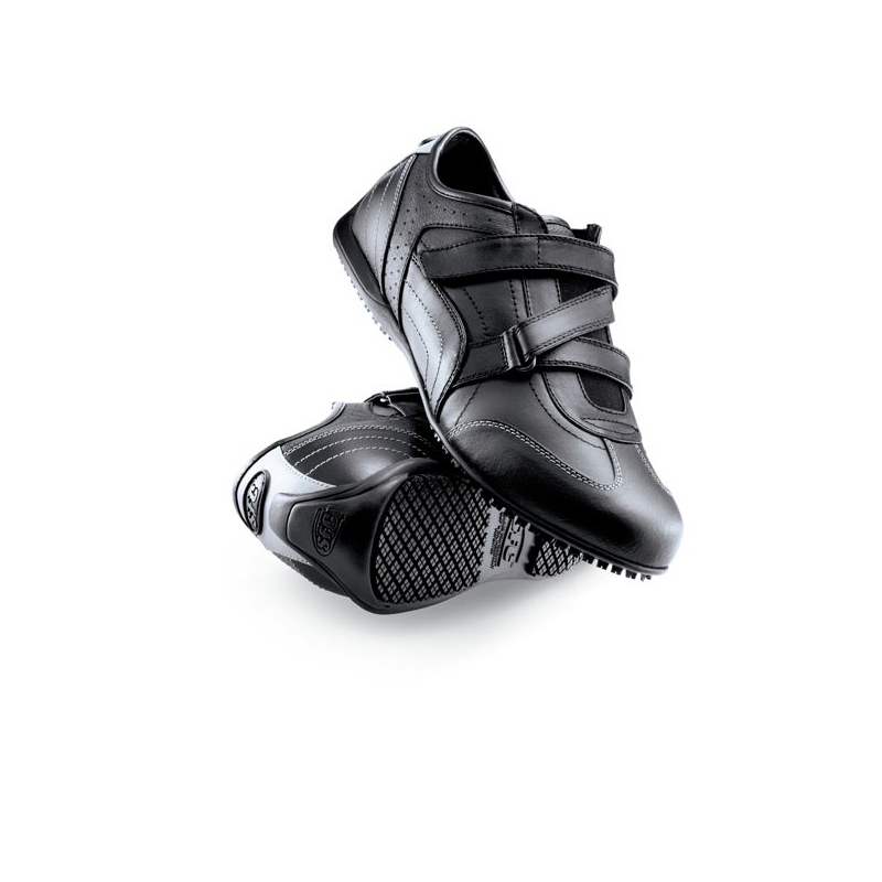 chaussure de salle femme