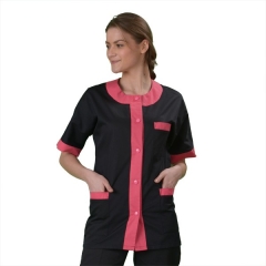 Blouse institut de beauté femme en noir et rose