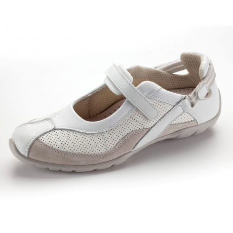 chaussure infirmiere