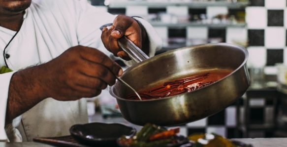 Choisir sa veste de cuisine pour homme et femme